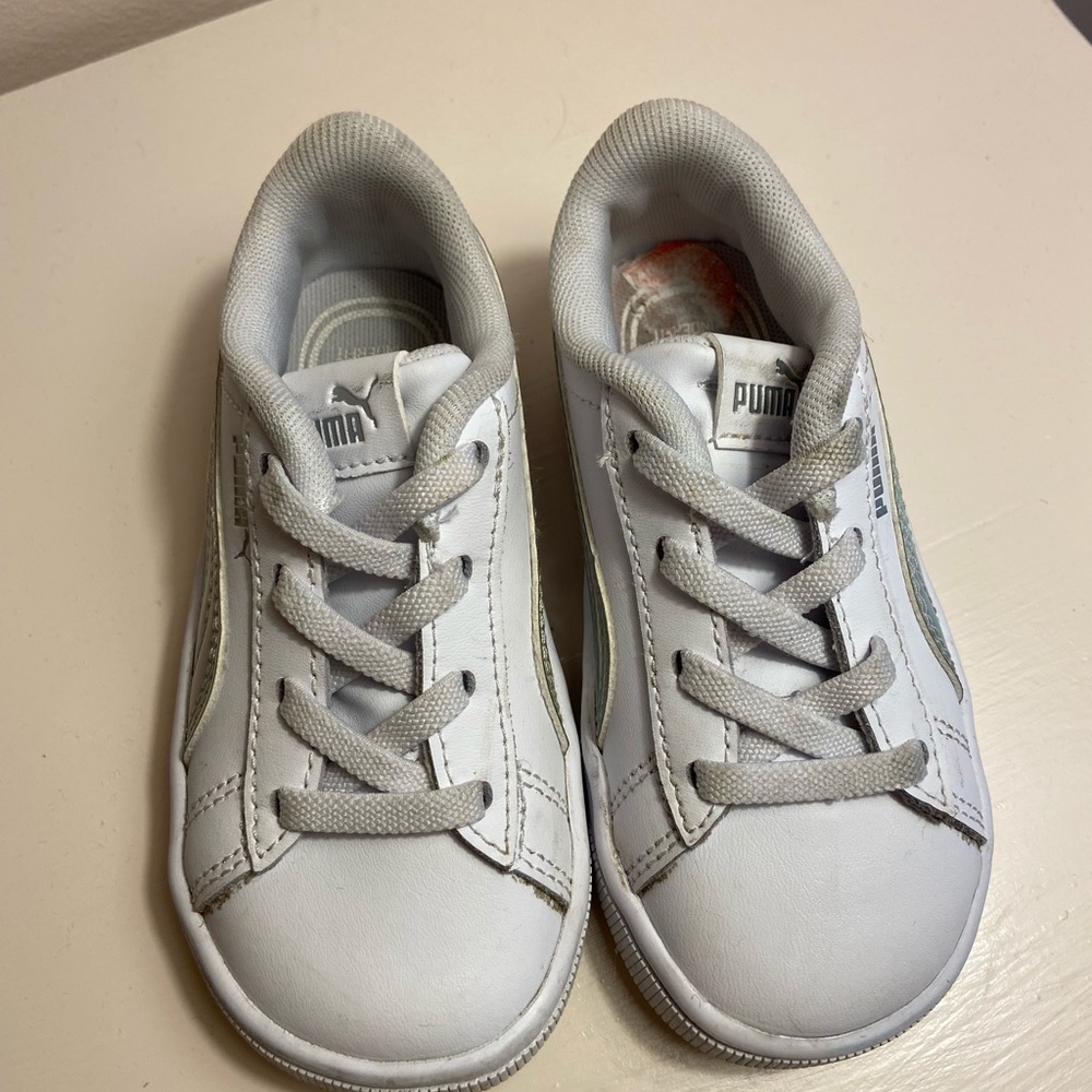Puma Shoes - Picture 4 of 5